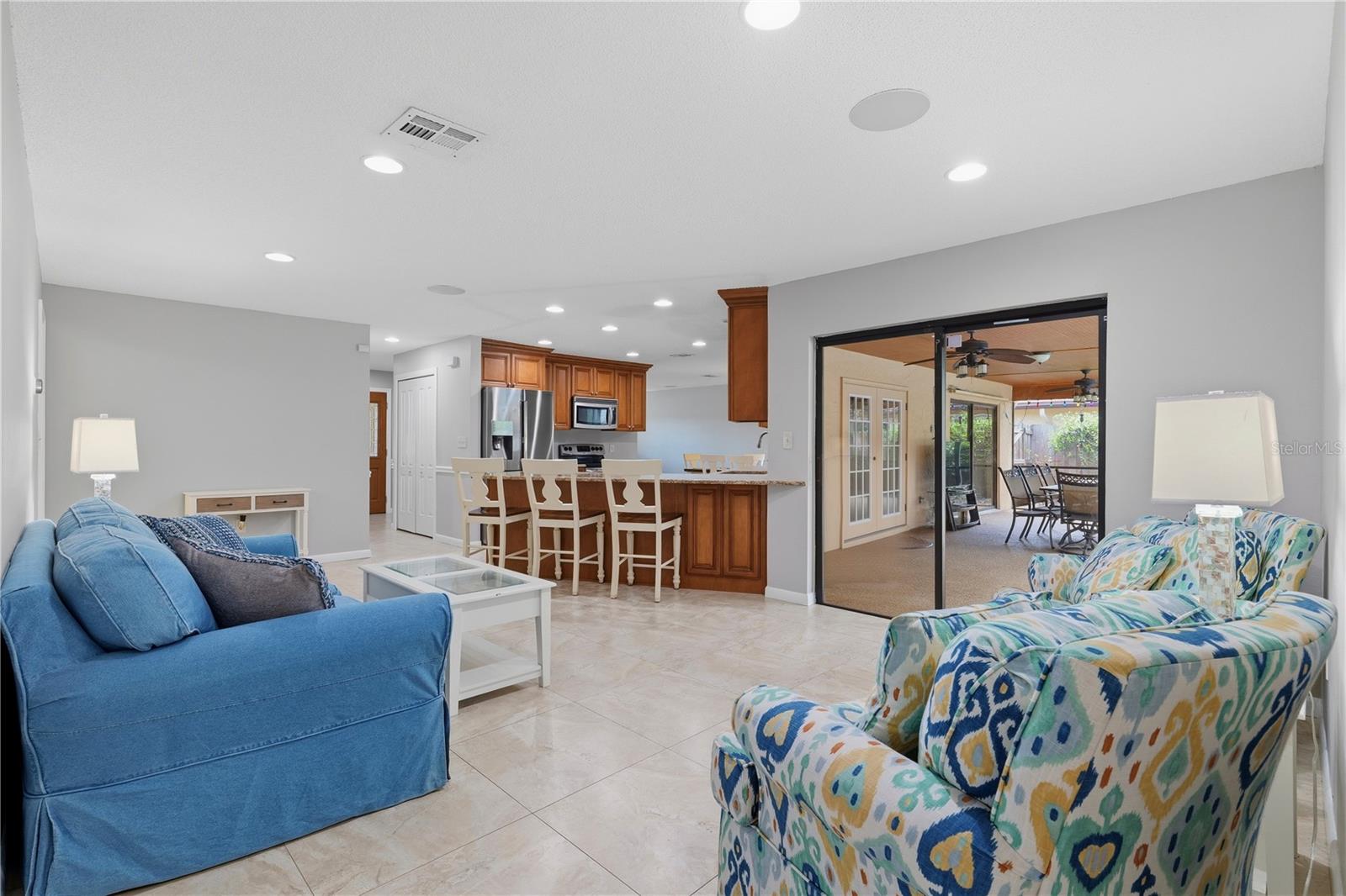 Image 12 of 36 For 10062 121st Street