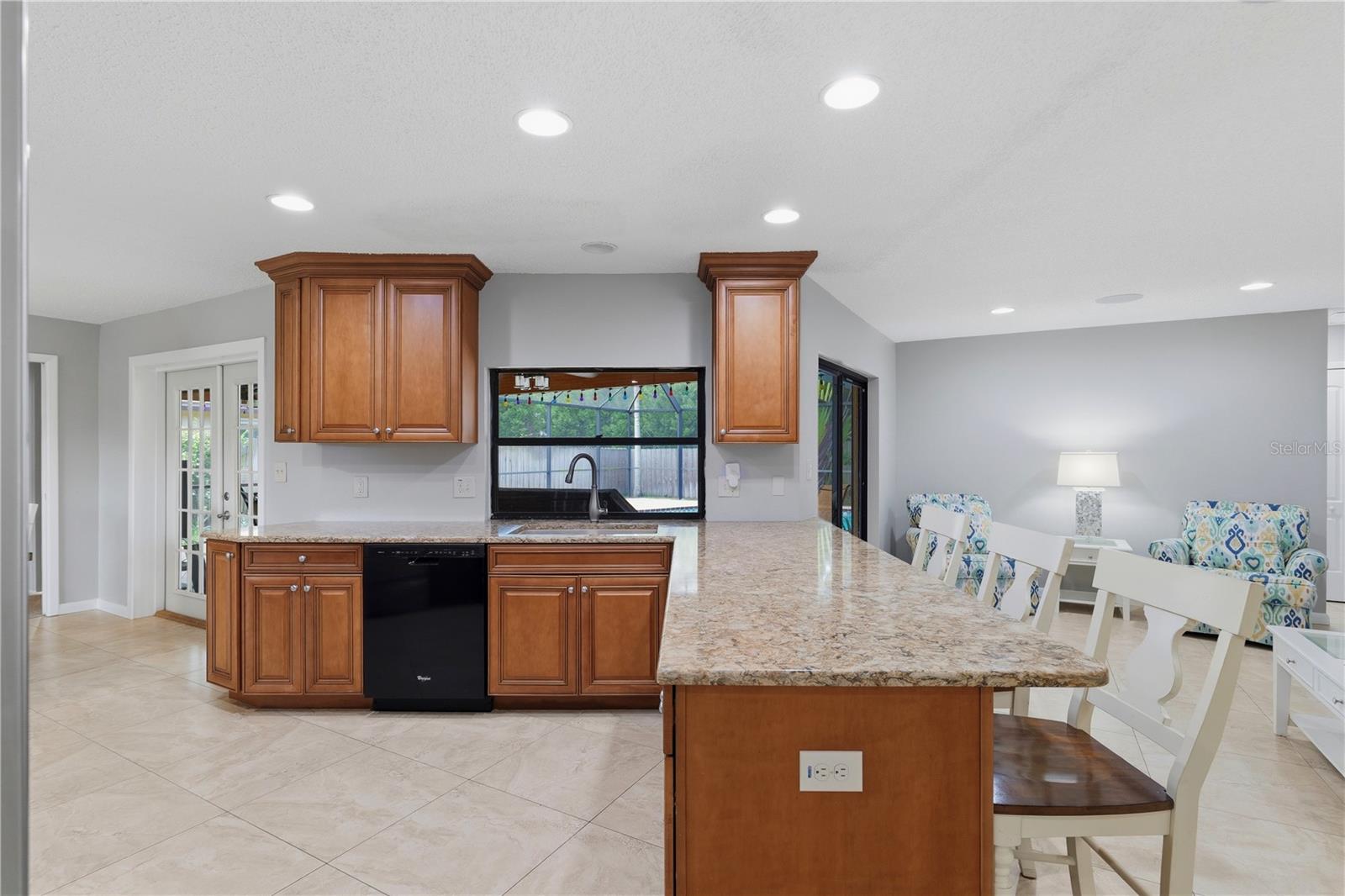 Image 15 of 36 For 10062 121st Street