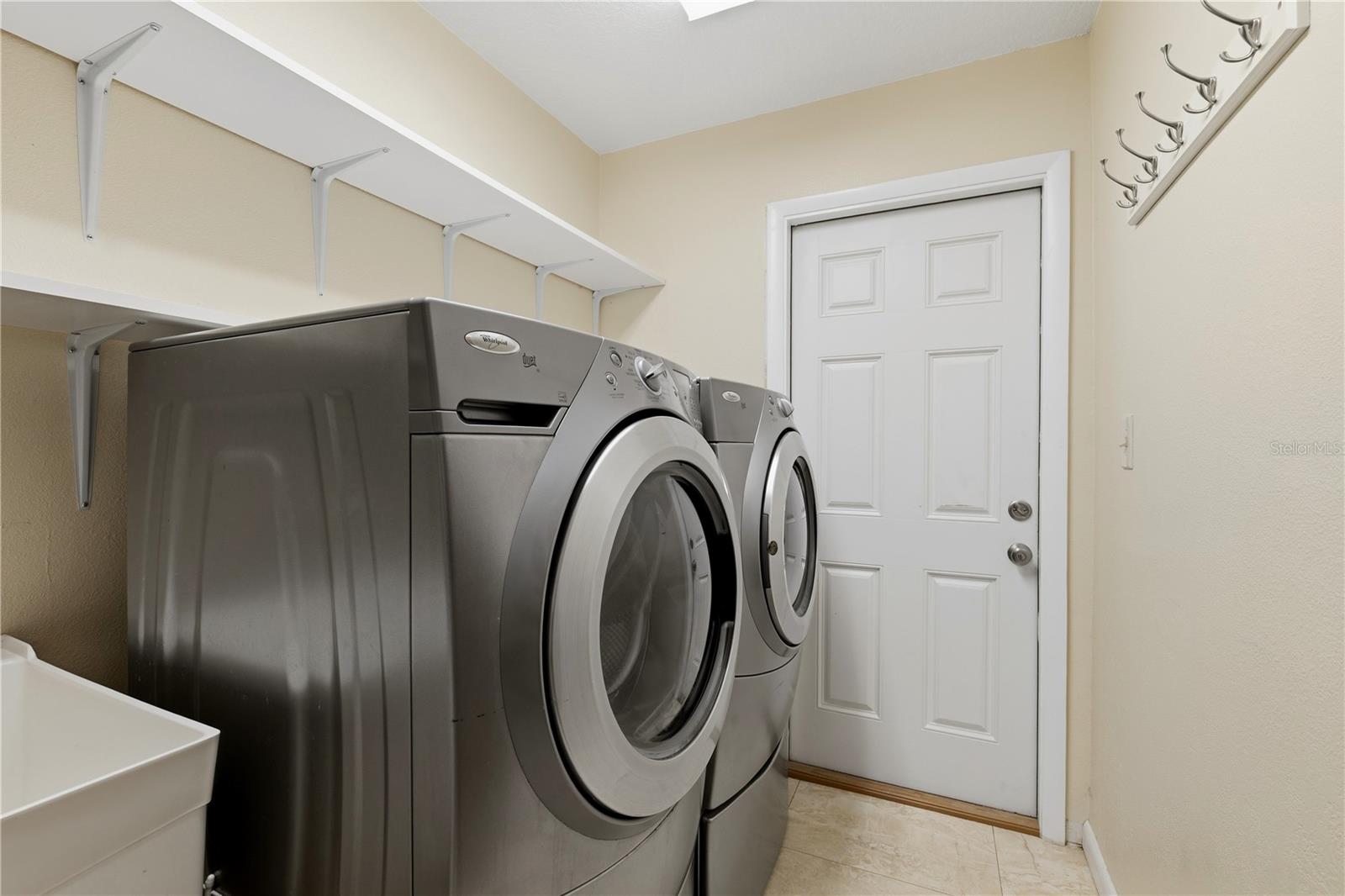 Image 26 of 36 For 10062 121st Street