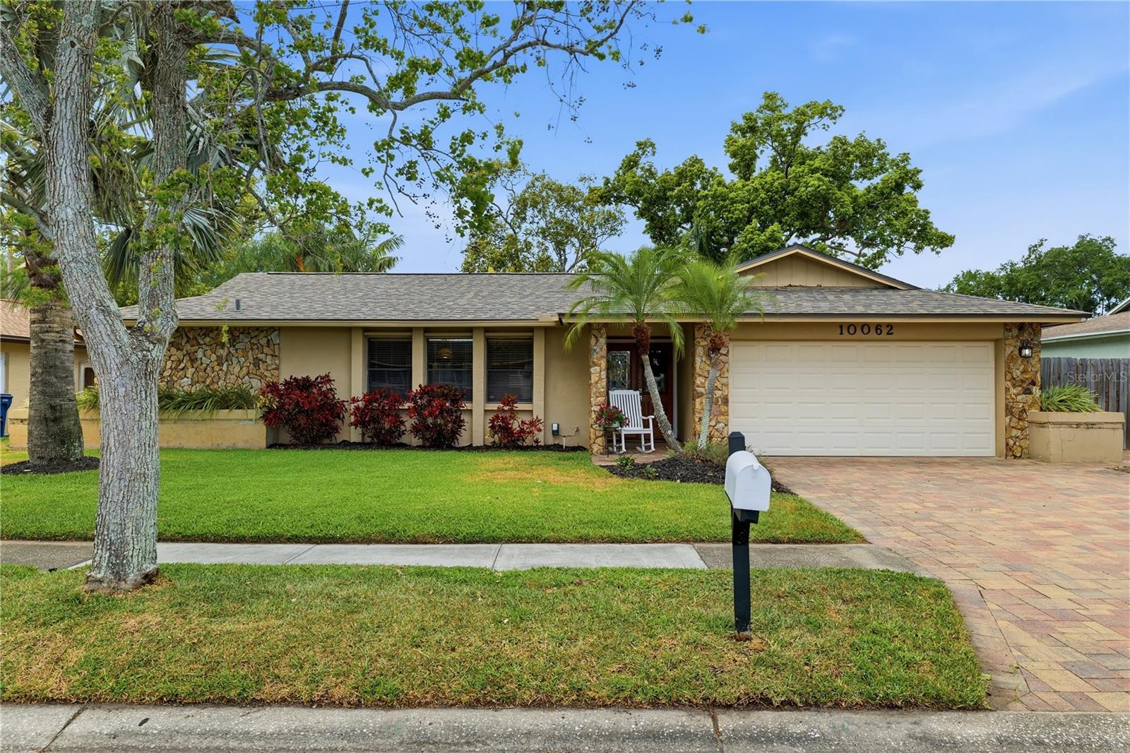 Image 3 of 36 For 10062 121st Street