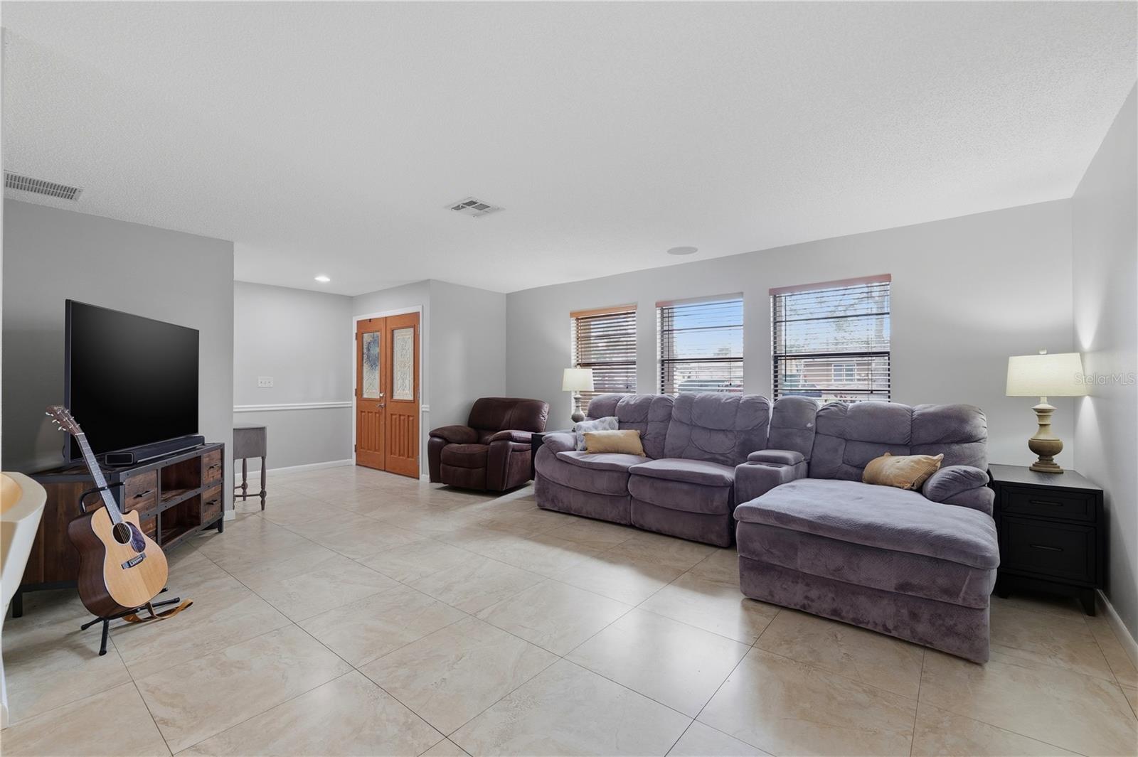 Image 9 of 36 For 10062 121st Street