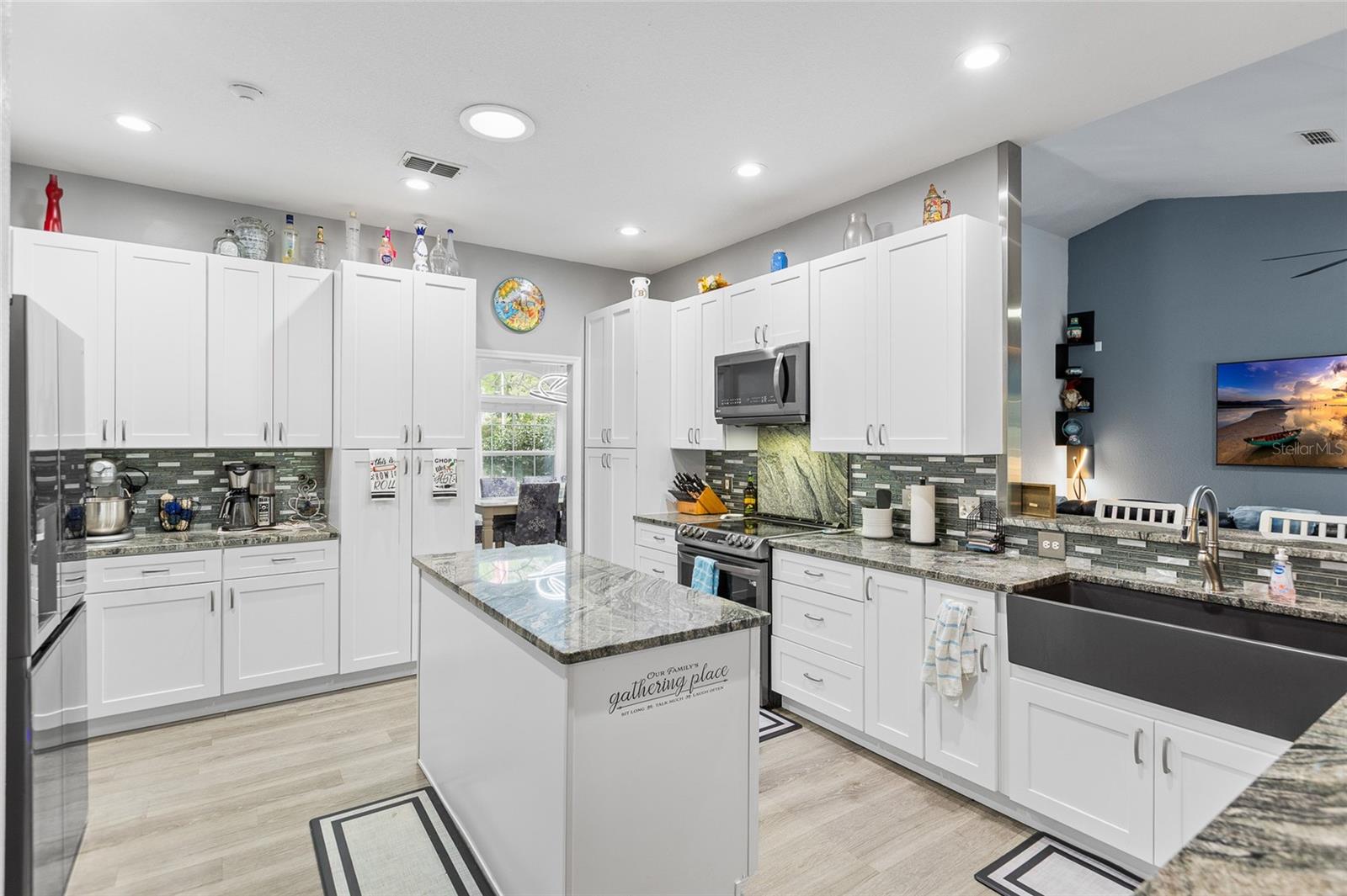 Image 10 of 44 For 20130 95th Street