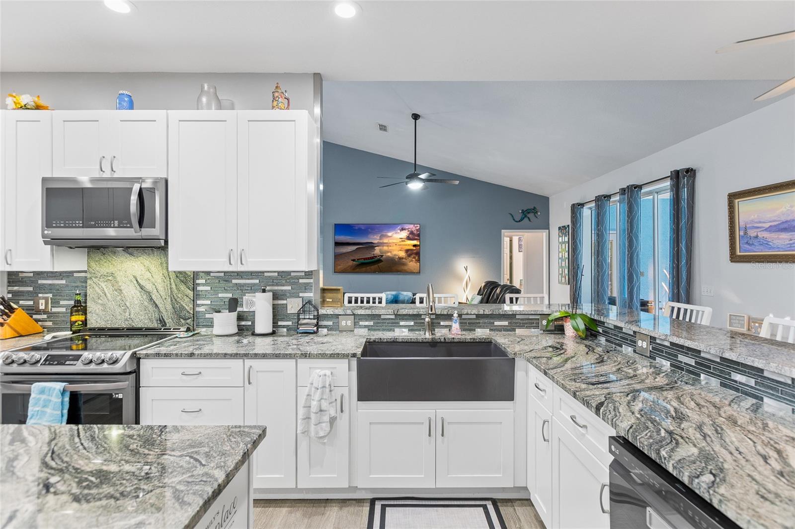 Image 14 of 44 For 20130 95th Street