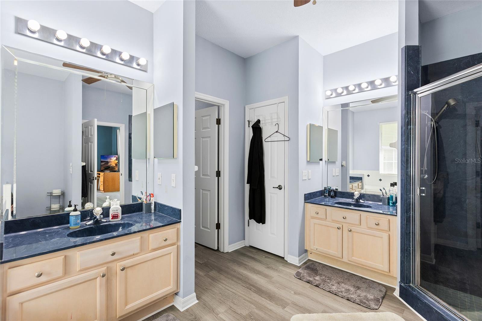 Image 22 of 44 For 20130 95th Street