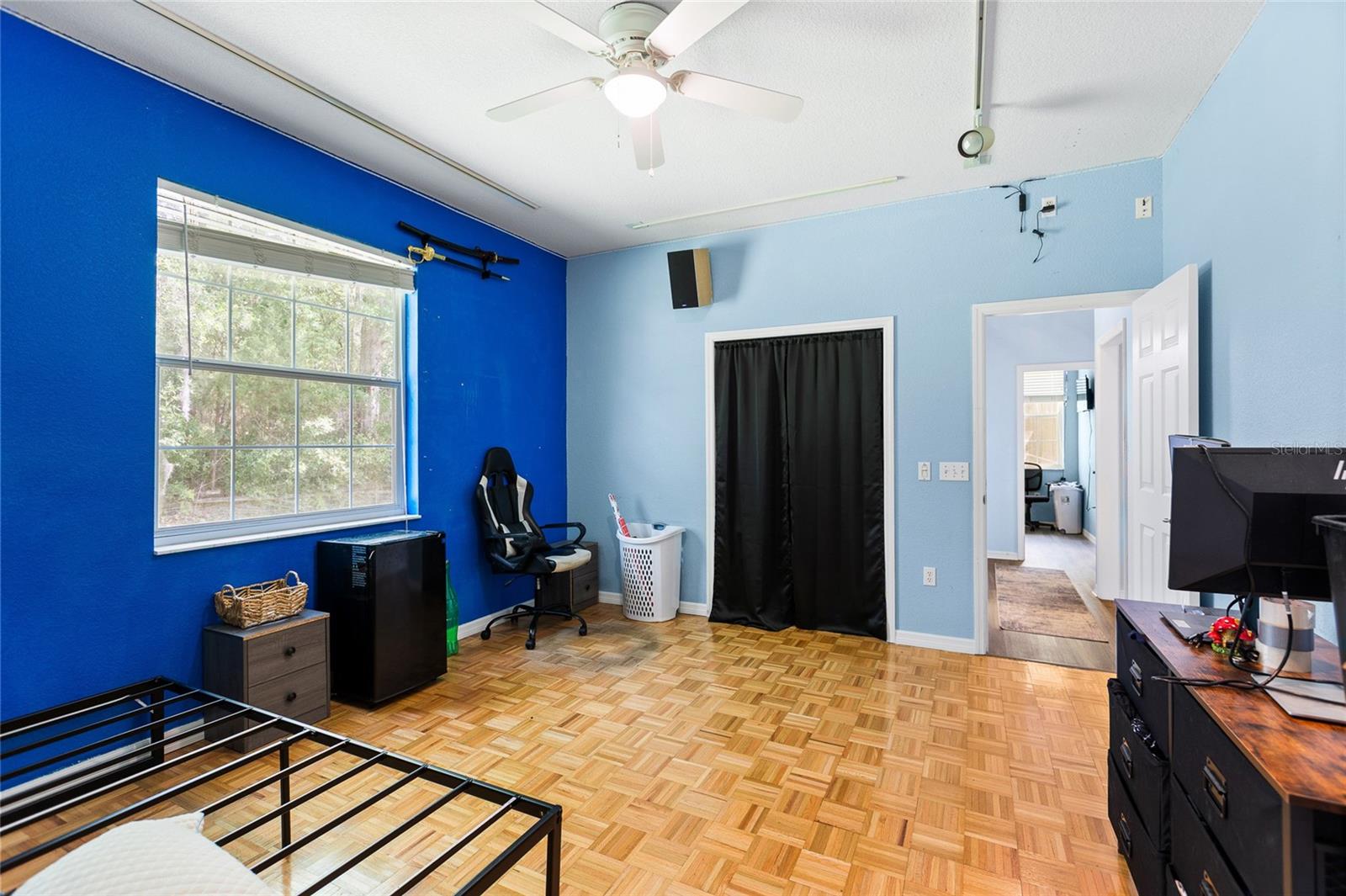 Image 27 of 44 For 20130 95th Street