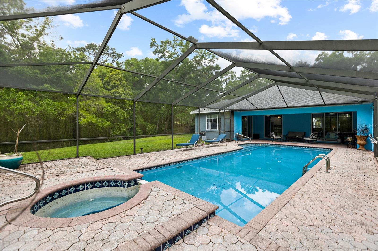 Image 35 of 44 For 20130 95th Street