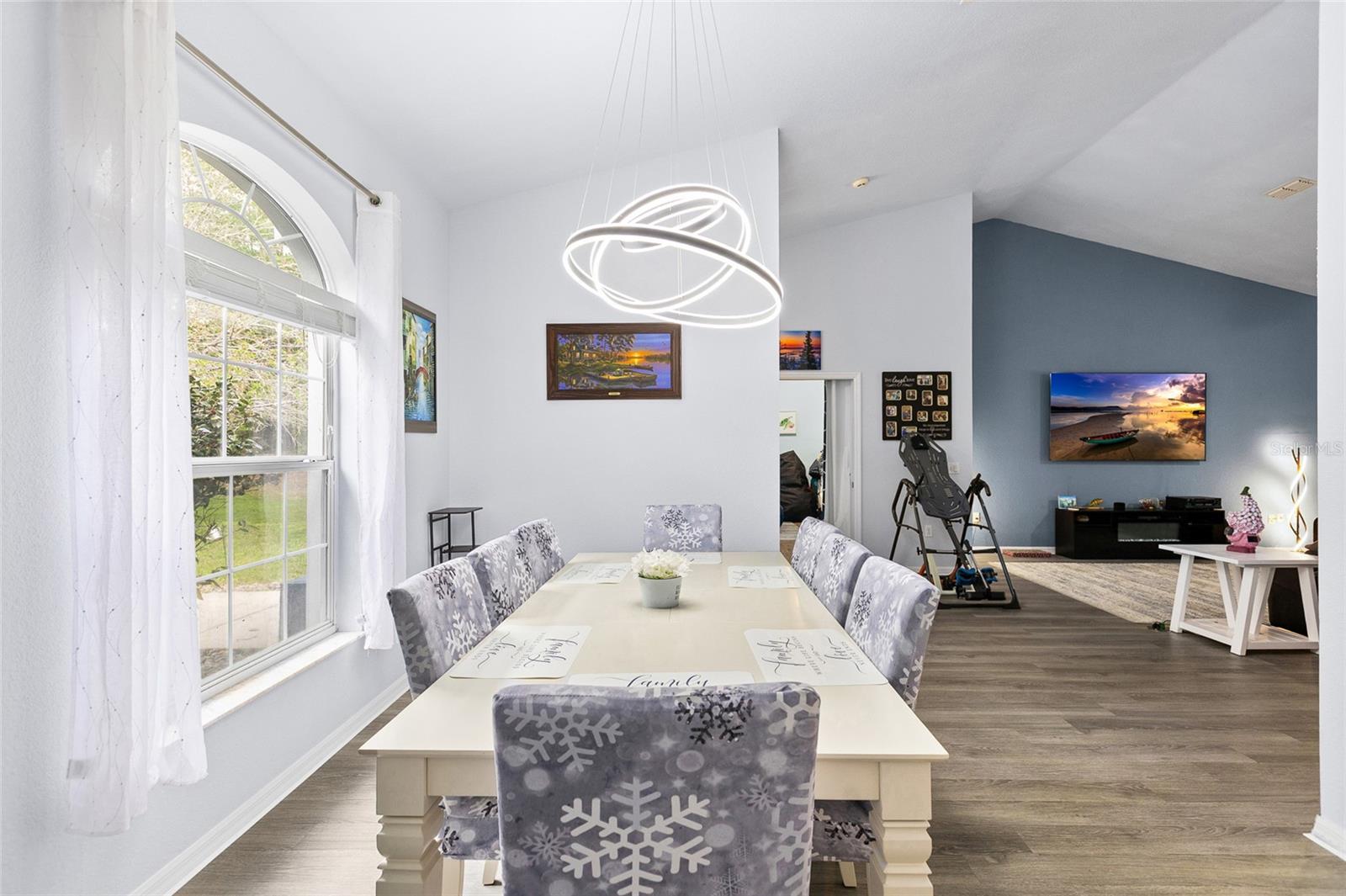 Image 6 of 44 For 20130 95th Street