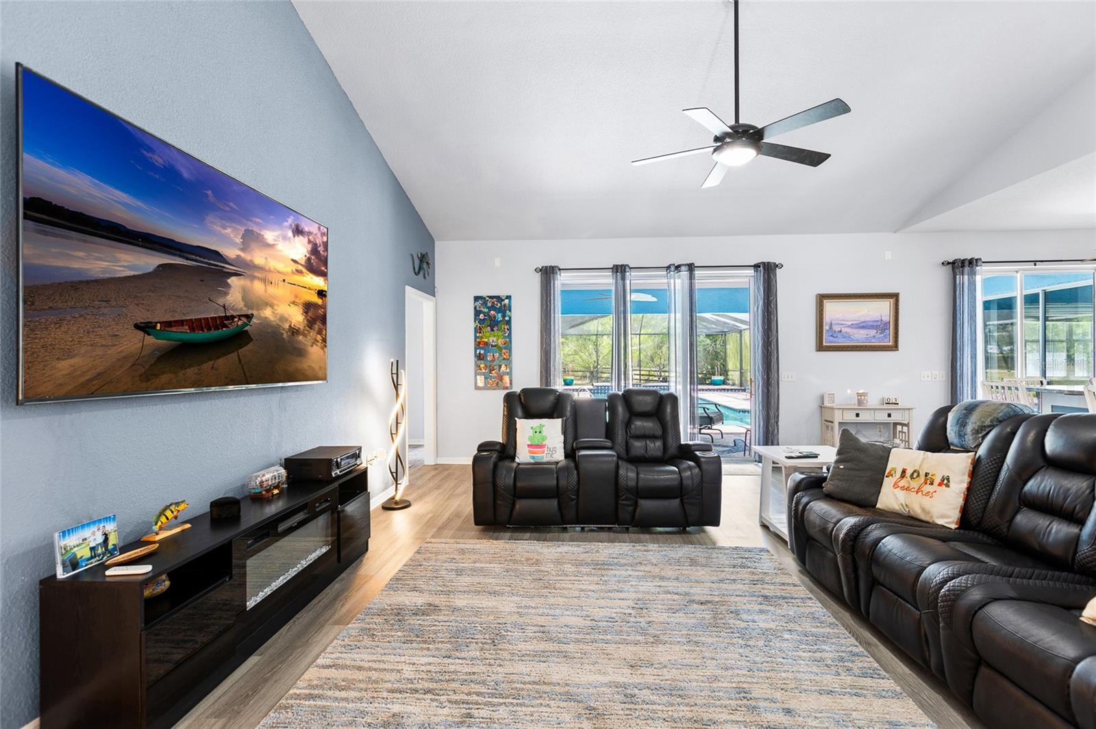 Image 9 of 44 For 20130 95th Street