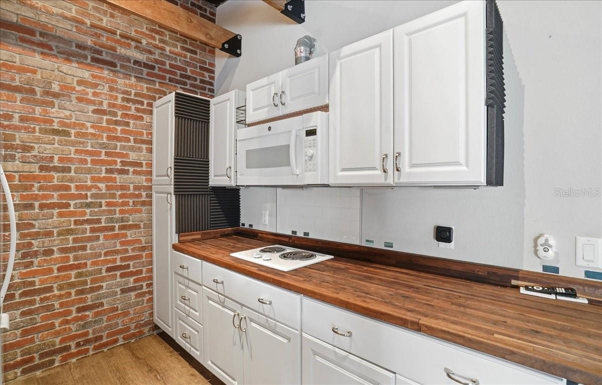 Image 25 of 32 For 6321 Poter  2