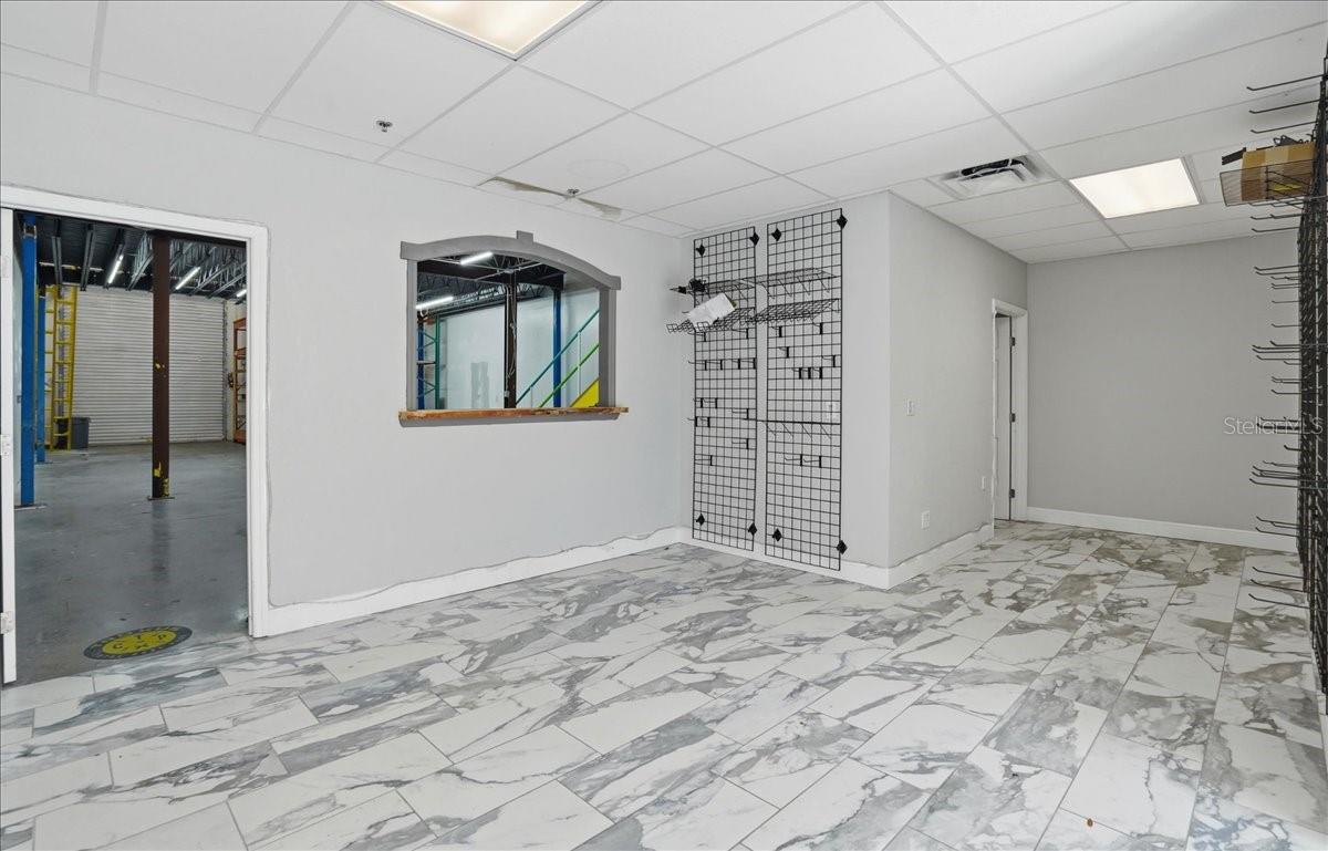 Image 6 of 32 For 6321 Poter  2