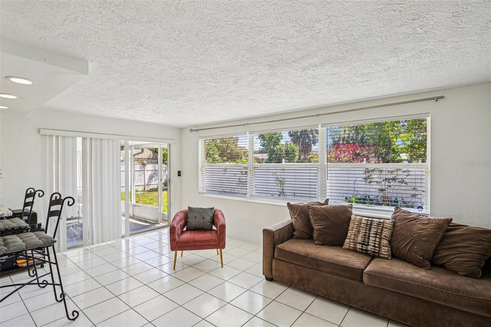 Image 9 of 24 For 1546 66th Avenue S