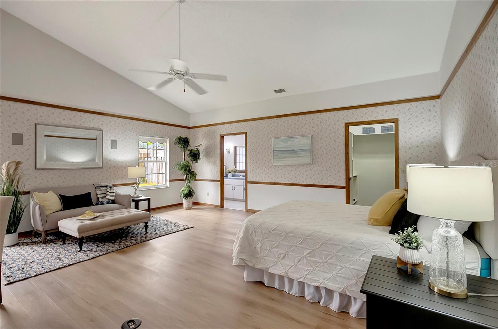 Image 24 of 46 For 11326 81st Place