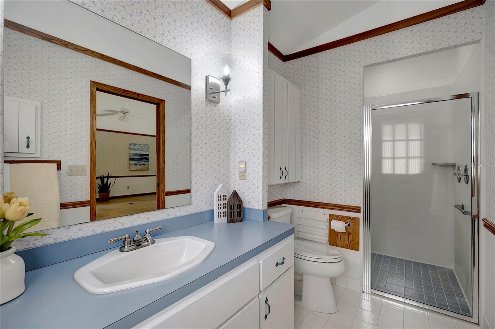 Image 34 of 46 For 11326 81st Place