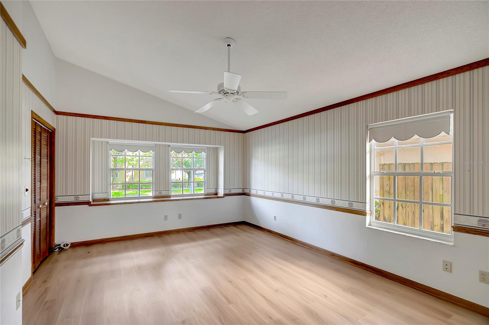 Image 37 of 46 For 11326 81st Place