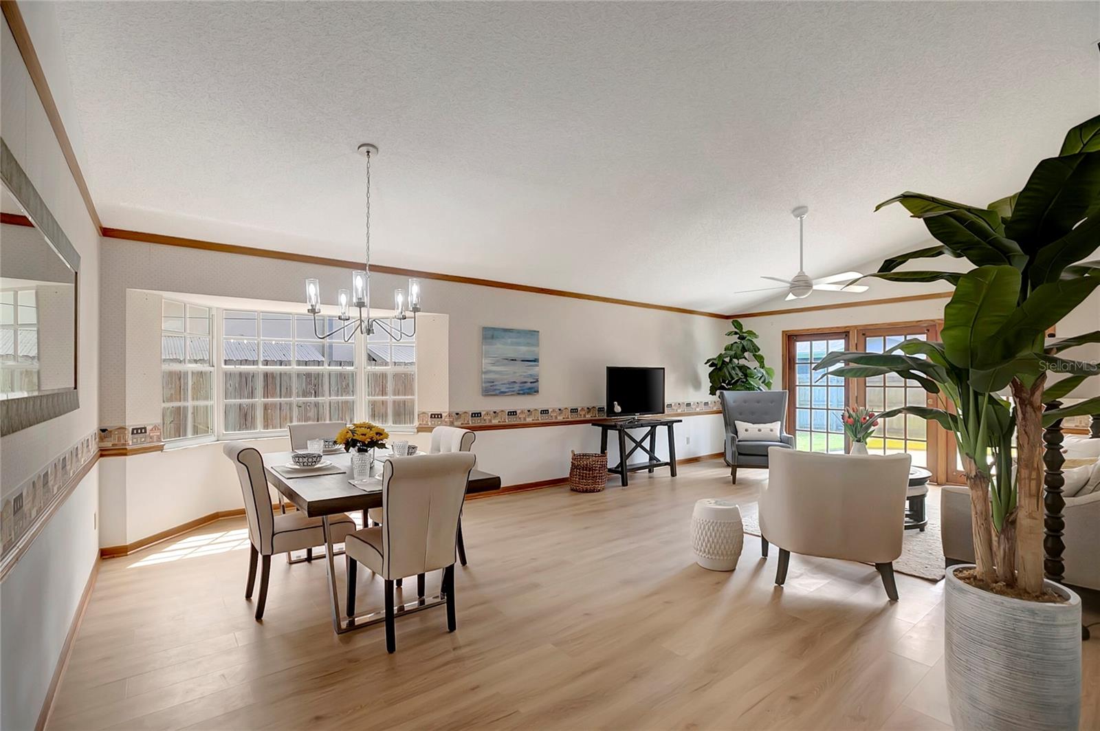 Image 4 of 46 For 11326 81st Place