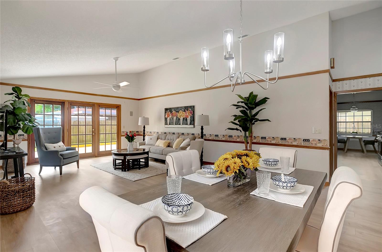 Image 6 of 46 For 11326 81st Place