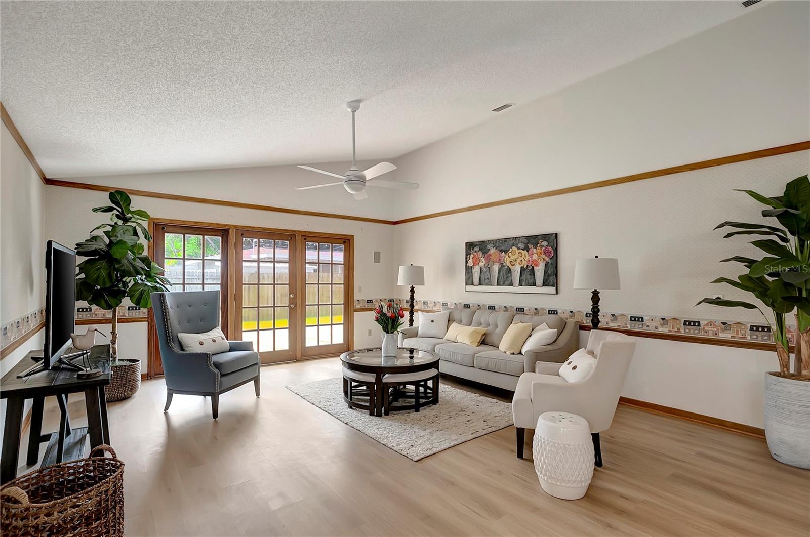 Image 8 of 46 For 11326 81st Place