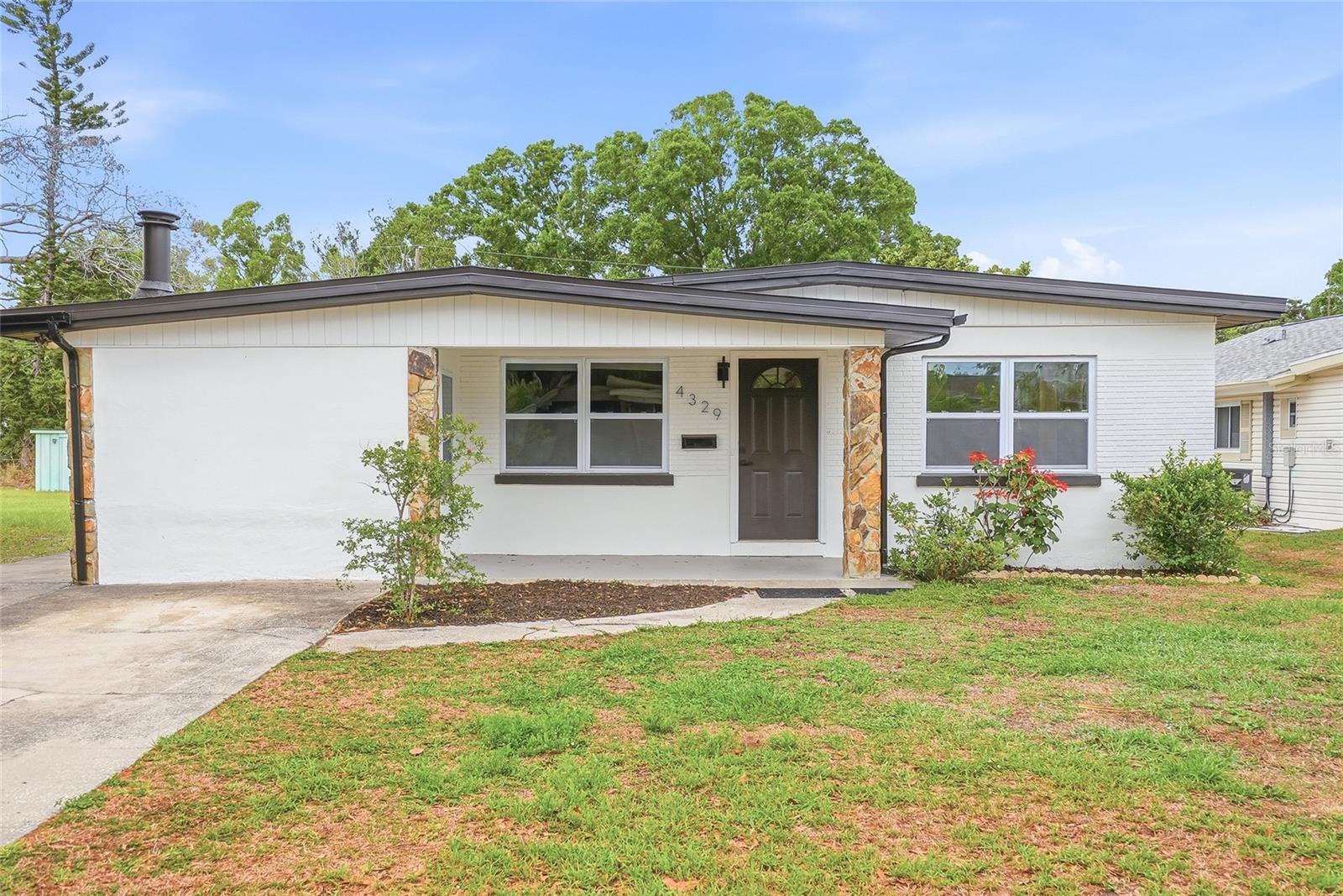 Details for 4329 12th Avenue N, ST PETERSBURG, FL 33713