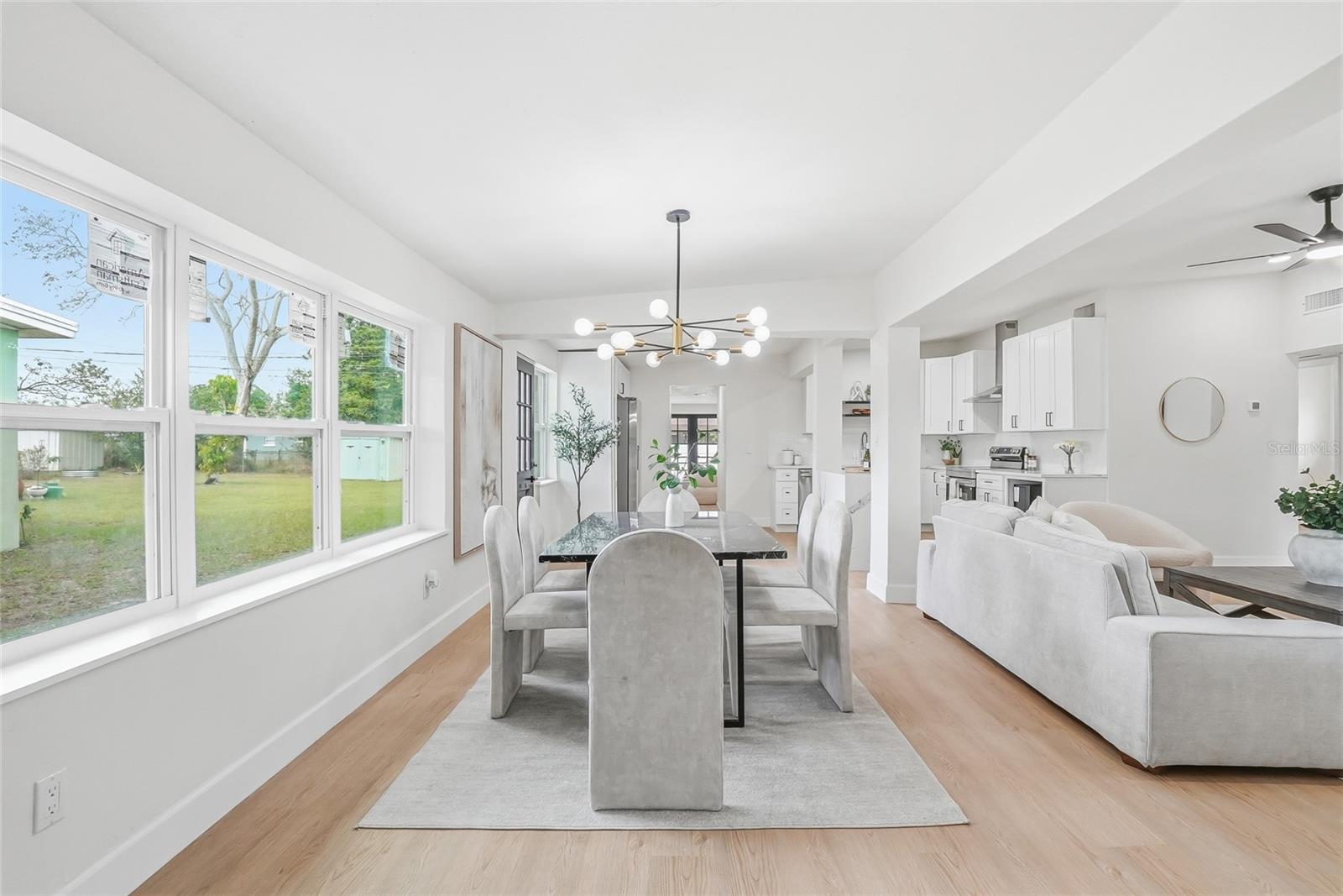 Listing photo id 12 for 4329 12th Avenue N