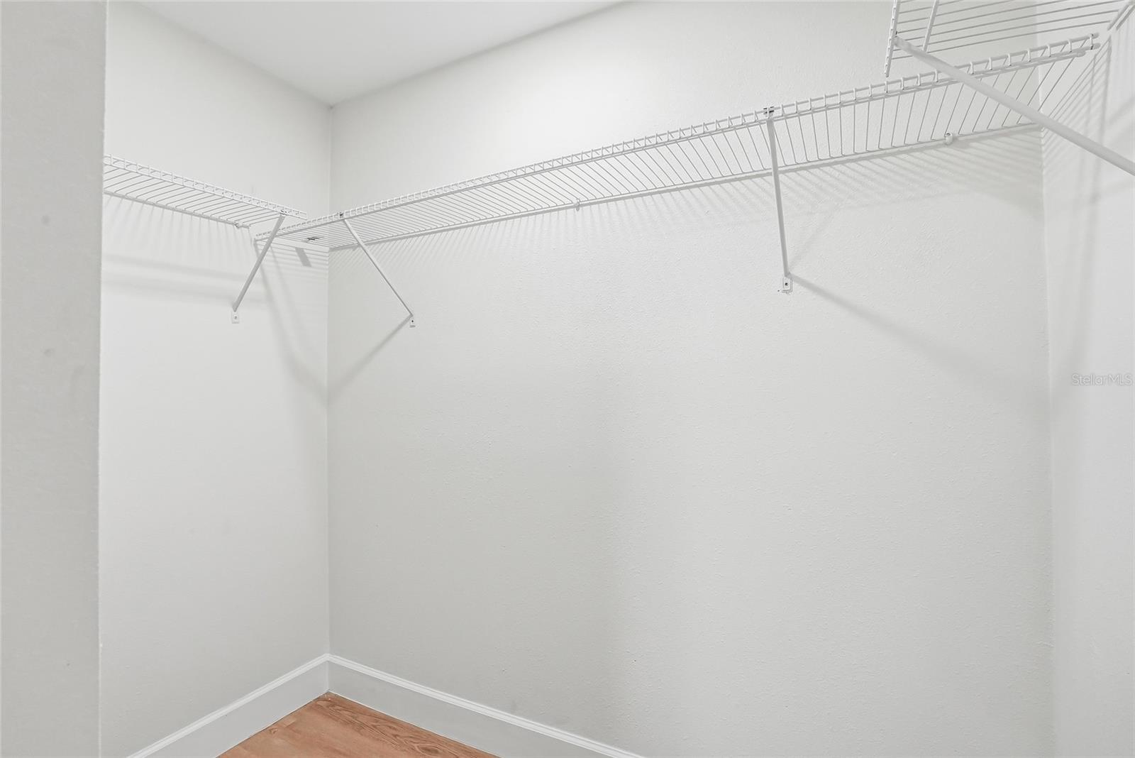 Listing photo id 21 for 4329 12th Avenue N