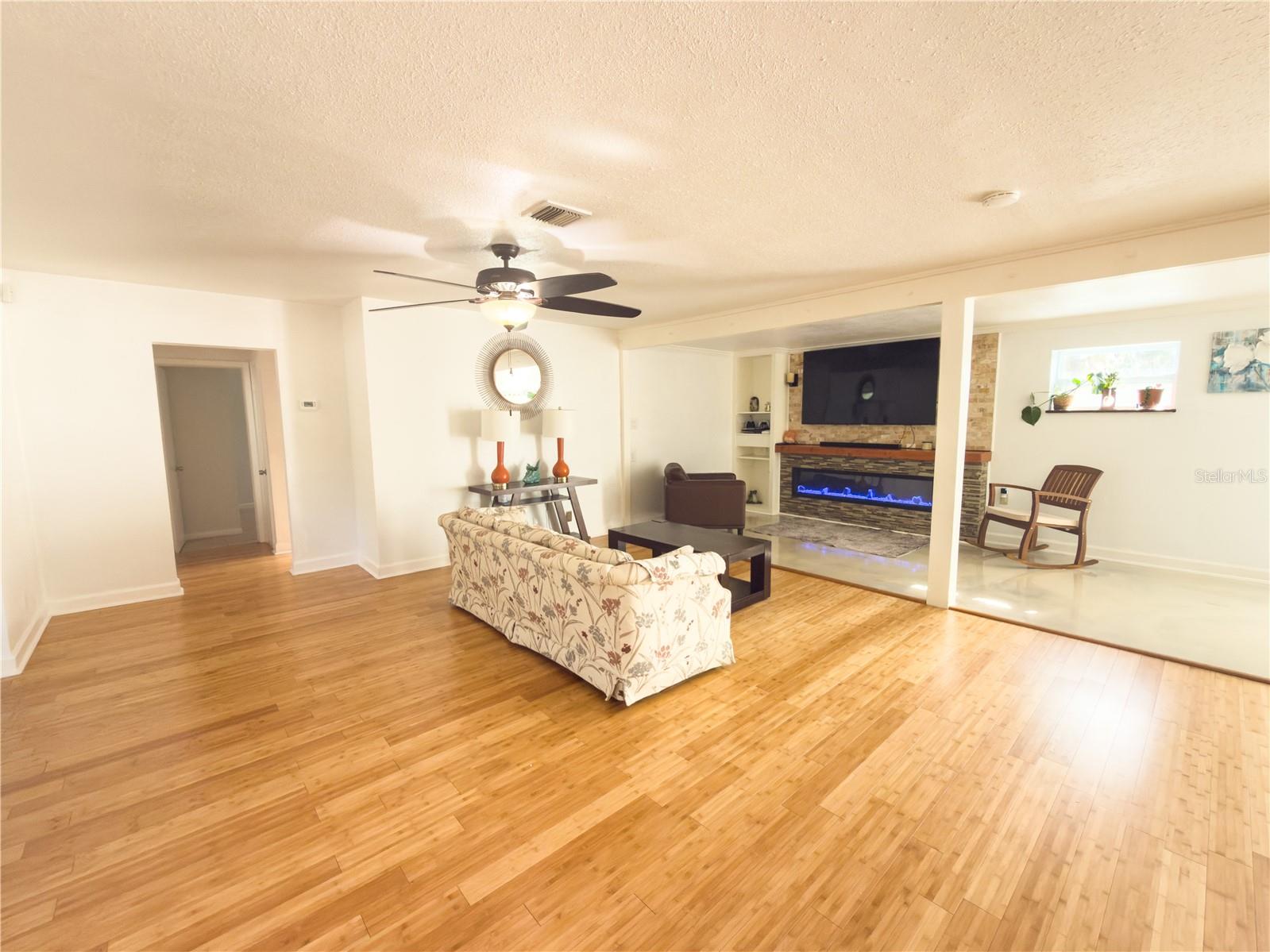 Listing photo id 27 for 8818 Mathog Road