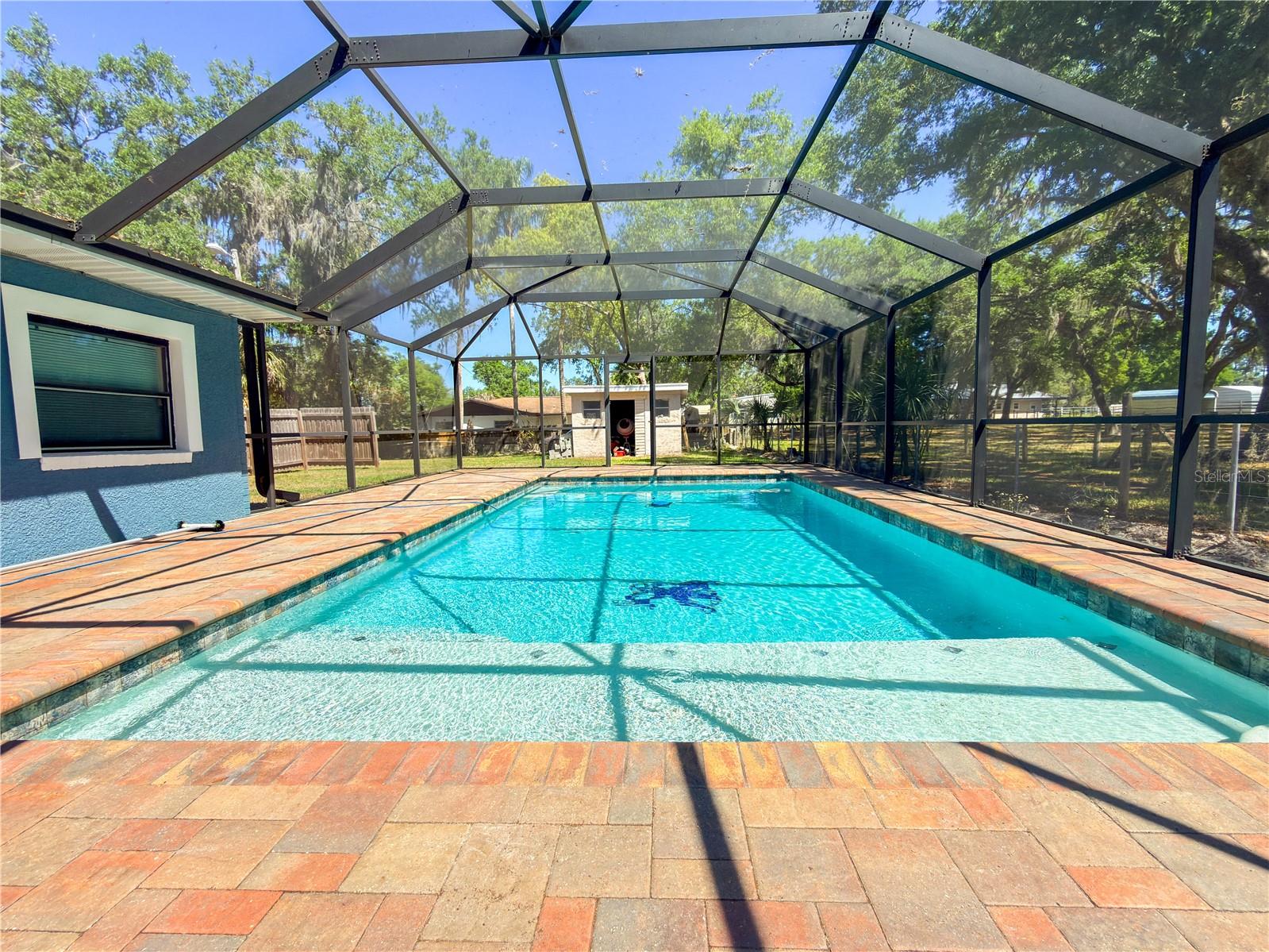 Listing photo id 4 for 8818 Mathog Road