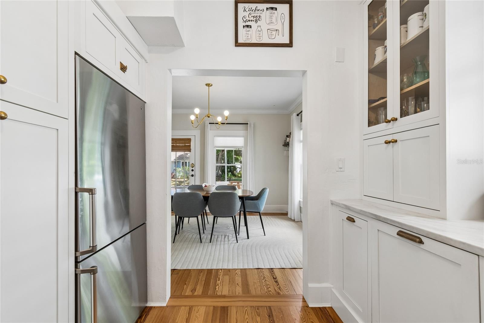 Listing photo id 16 for 1126 16th Avenue N