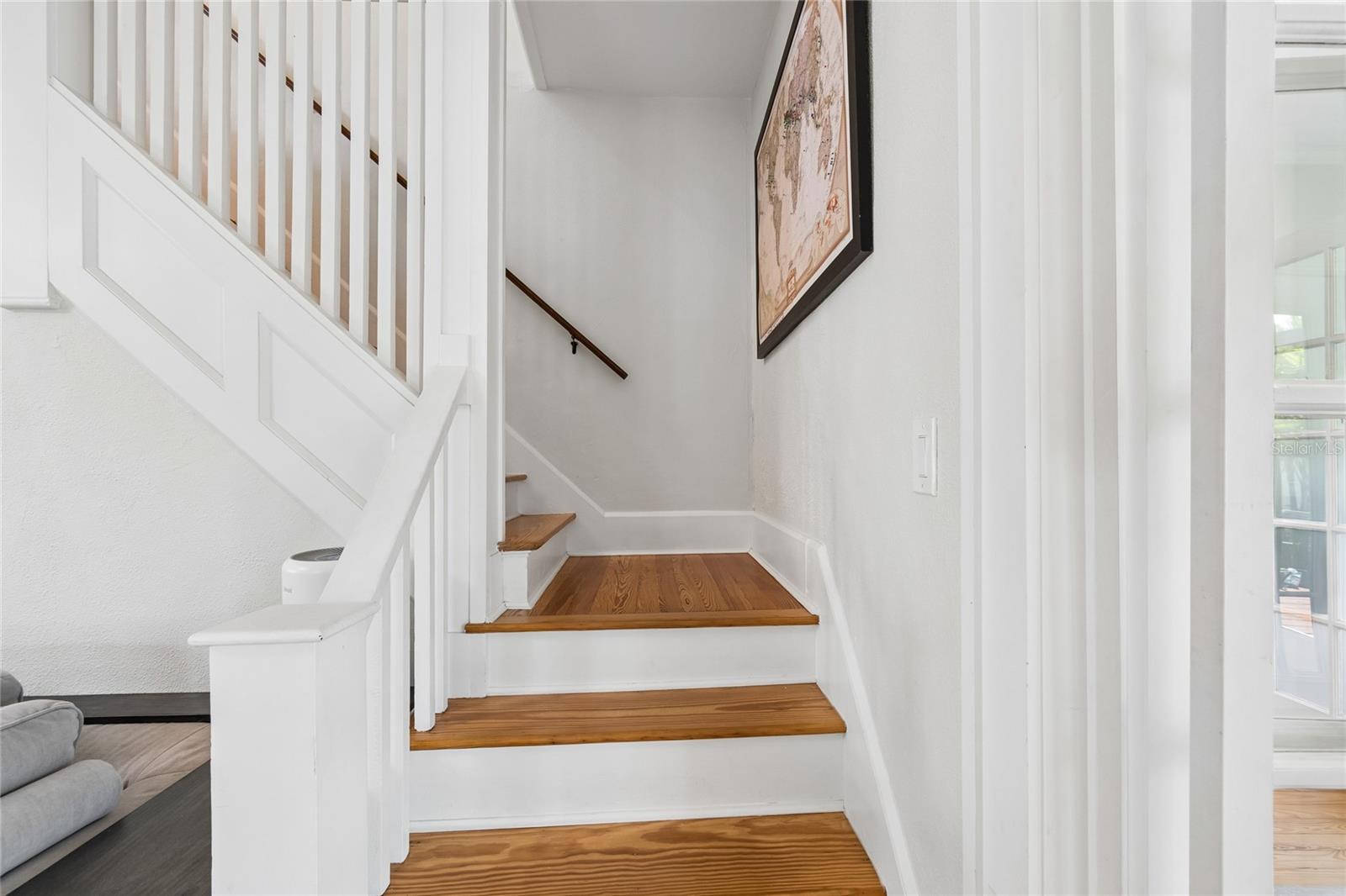 Listing photo id 26 for 1126 16th Avenue N