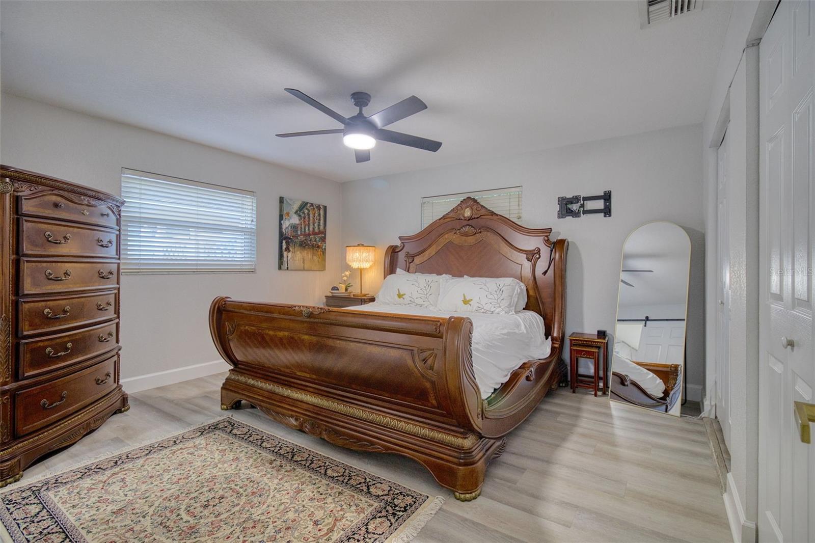 Image 20 of 58 For 1871 Del Robles Terrace