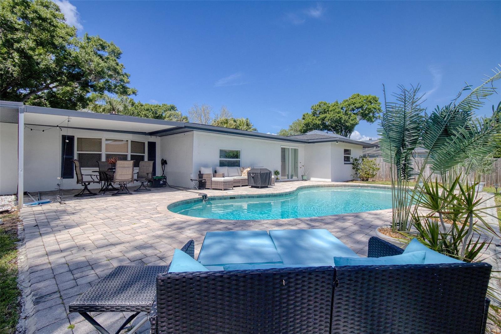 Image 40 of 58 For 1871 Del Robles Terrace