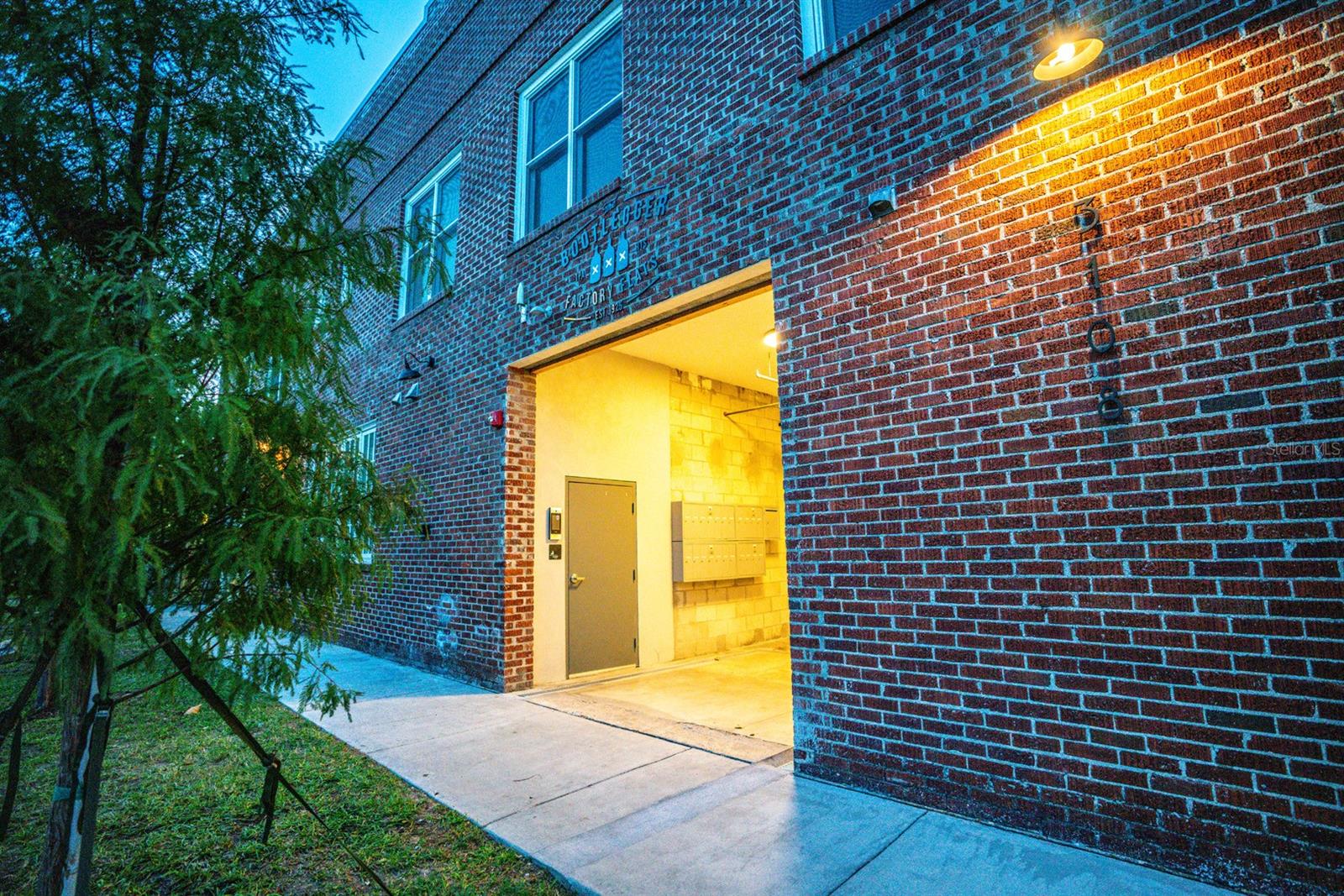 Details for 3108 Jefferson Street 210, TAMPA, FL 33603