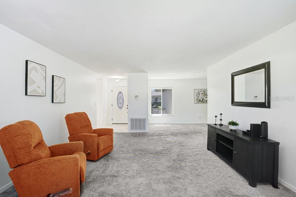 Image 11 of 49 For 2306 Lancaster Drive 2306