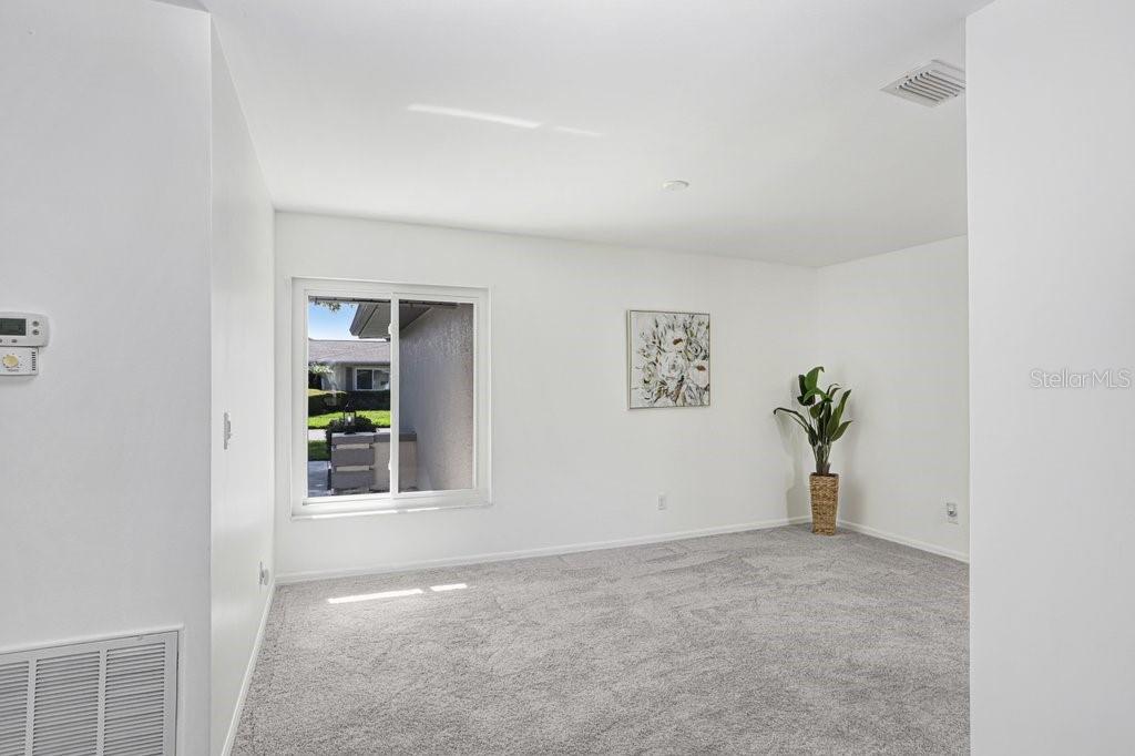 Image 12 of 49 For 2306 Lancaster Drive 2306