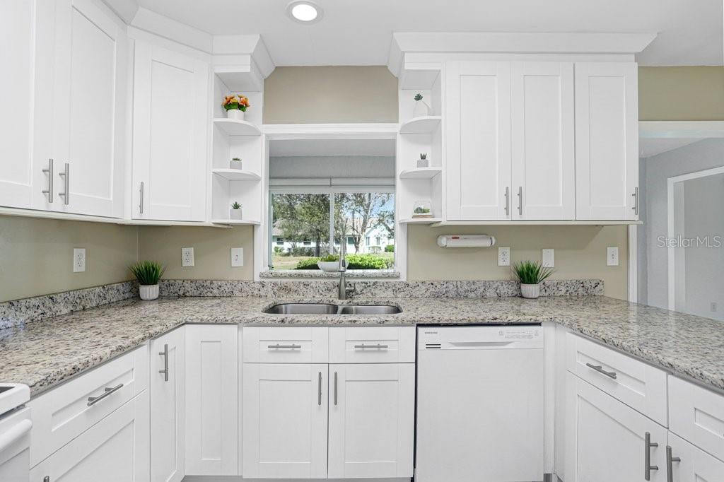 Image 19 of 49 For 2306 Lancaster Drive 2306