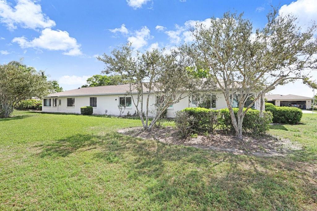 Image 30 of 49 For 2306 Lancaster Drive 2306