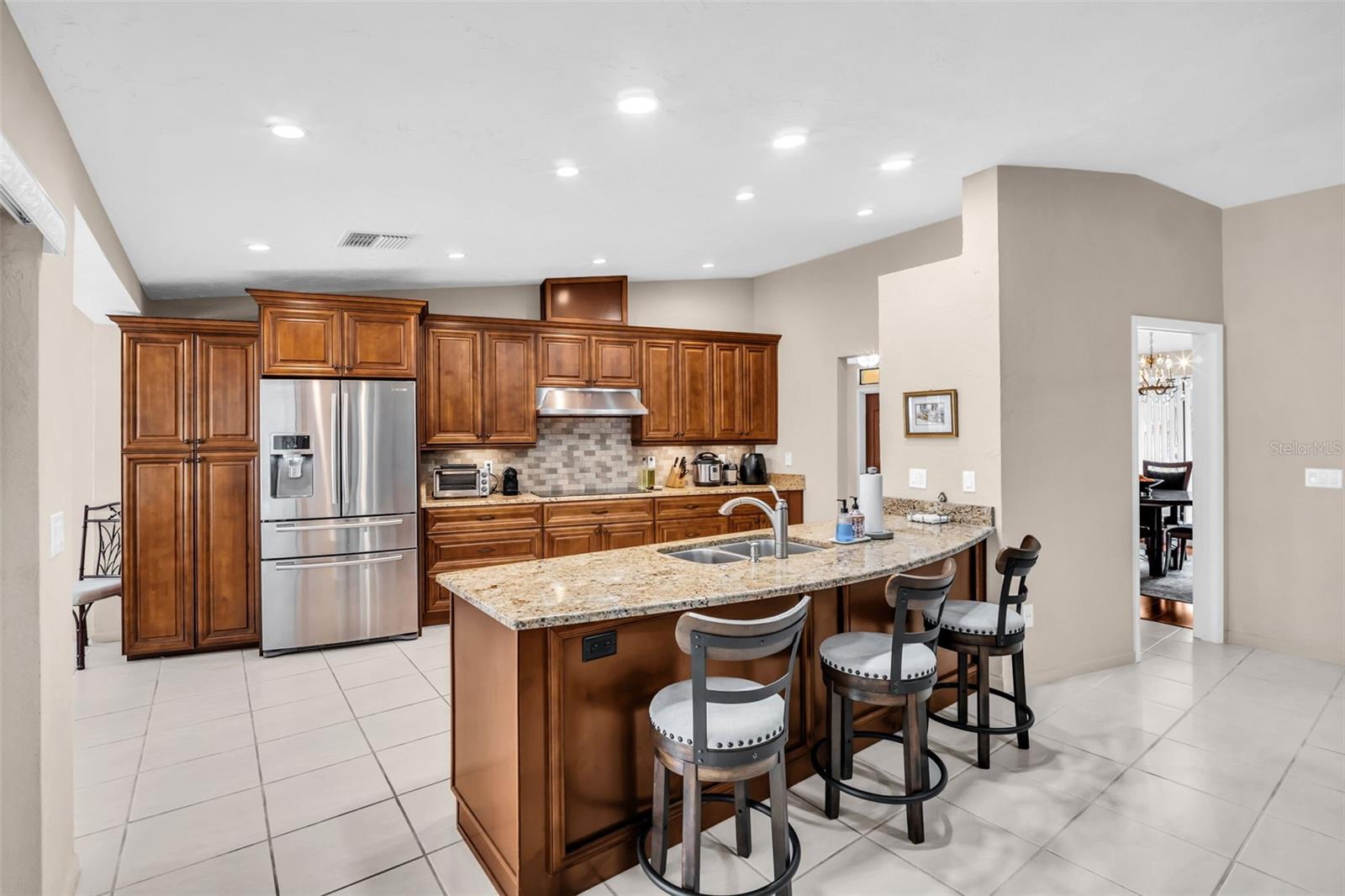 Listing photo id 16 for 1504 Ridge Top Way