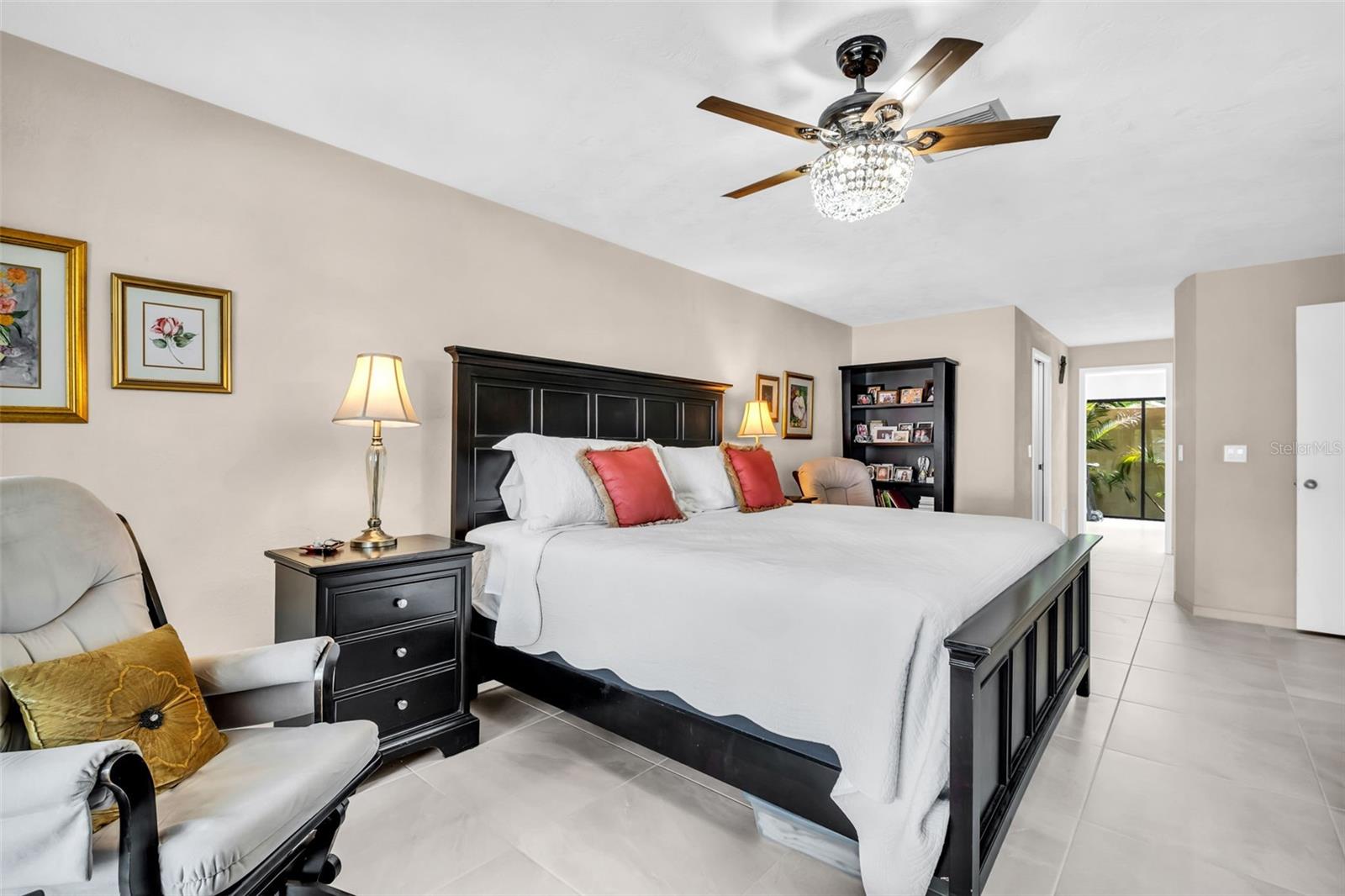 Listing photo id 26 for 1504 Ridge Top Way