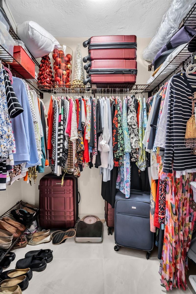 Listing photo id 30 for 1504 Ridge Top Way