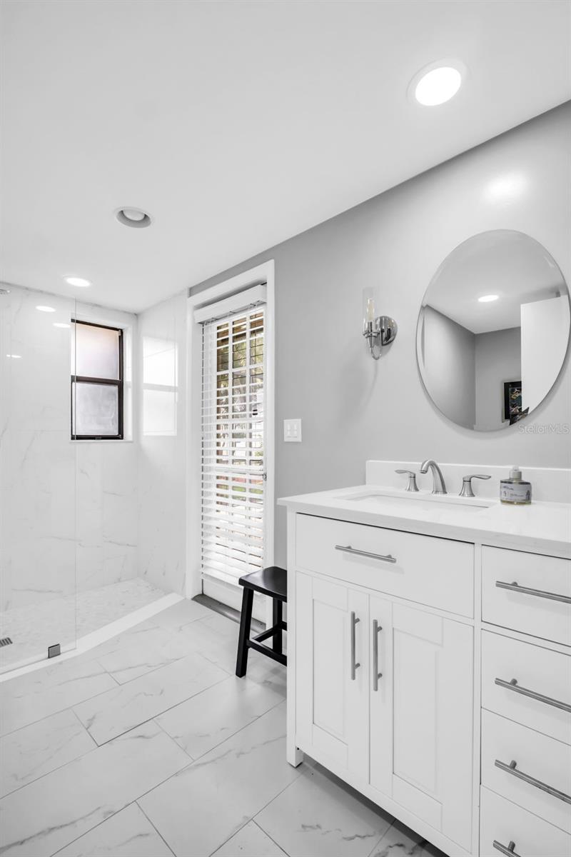 Listing photo id 48 for 1504 Ridge Top Way