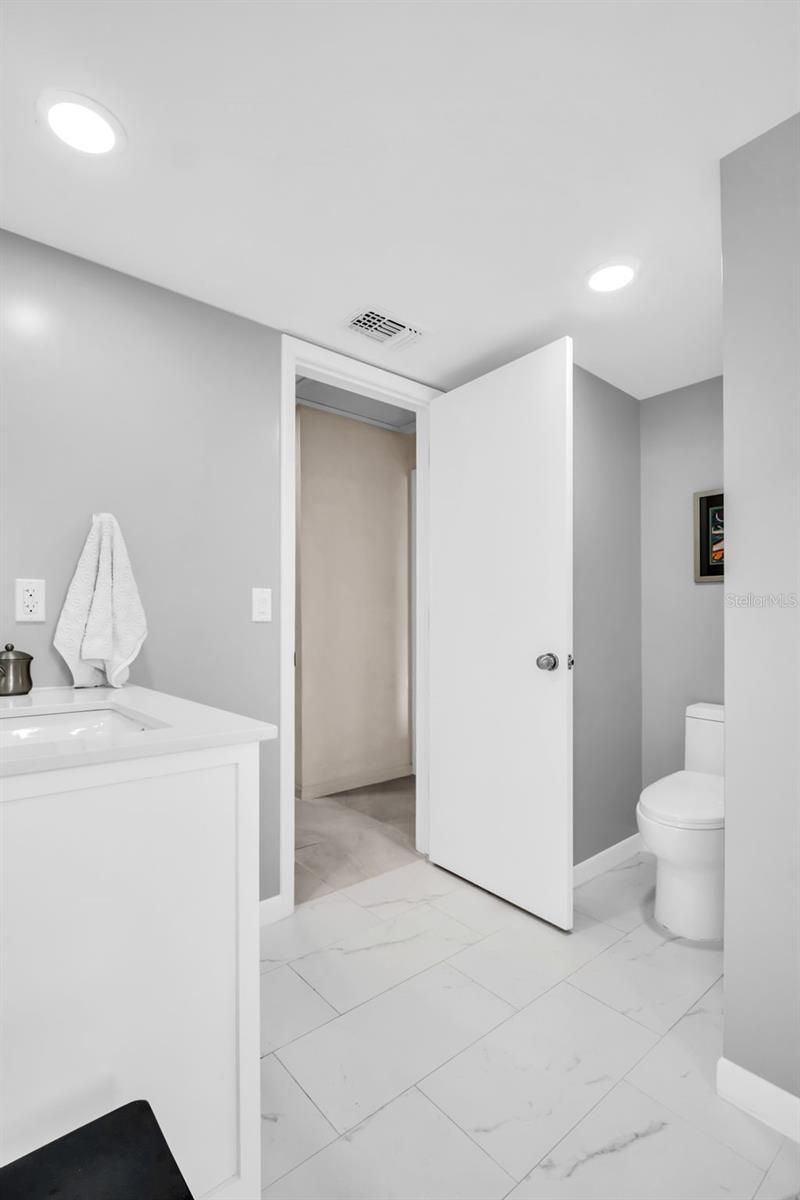 Listing photo id 51 for 1504 Ridge Top Way