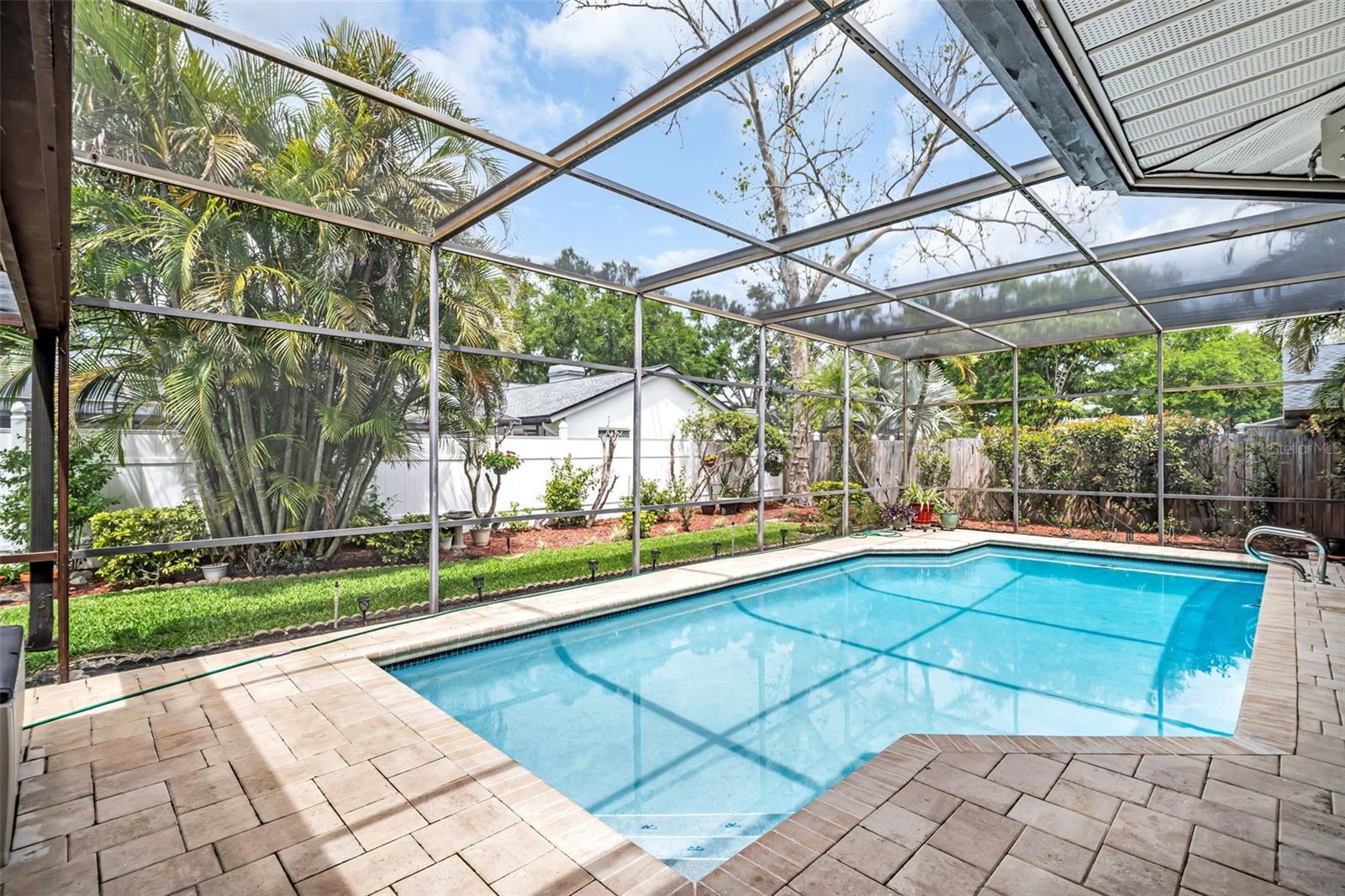 Listing photo id 59 for 1504 Ridge Top Way