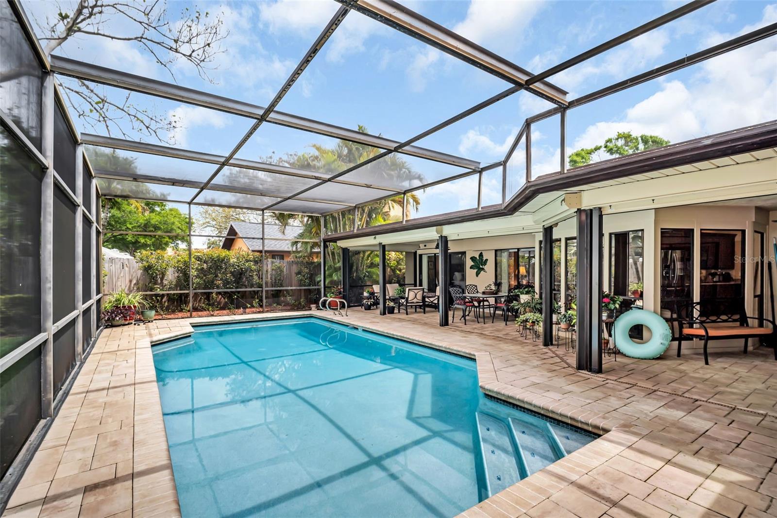 Listing photo id 61 for 1504 Ridge Top Way