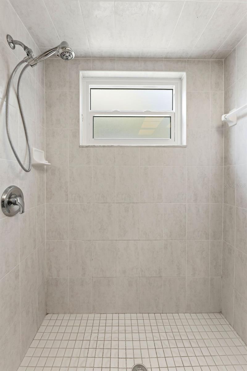 Image 30 of 60 For 6343 Country Club Road