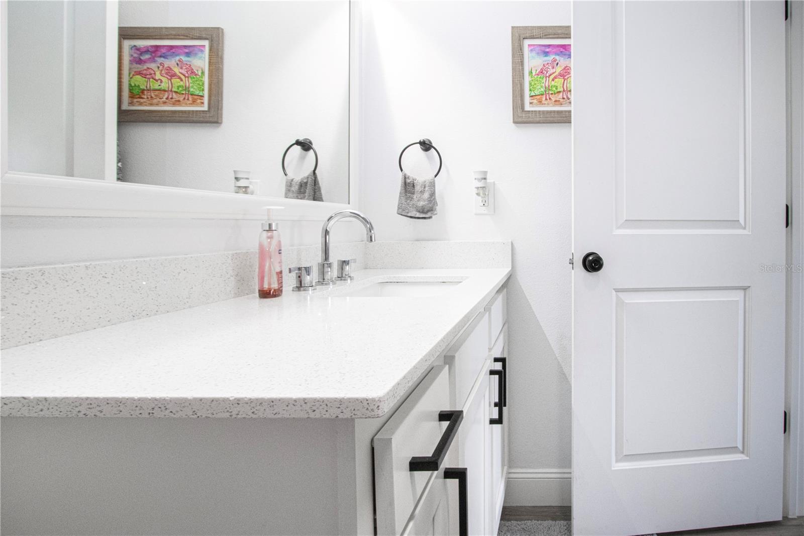 Image 29 of 39 For 505 Finsbury Circle A