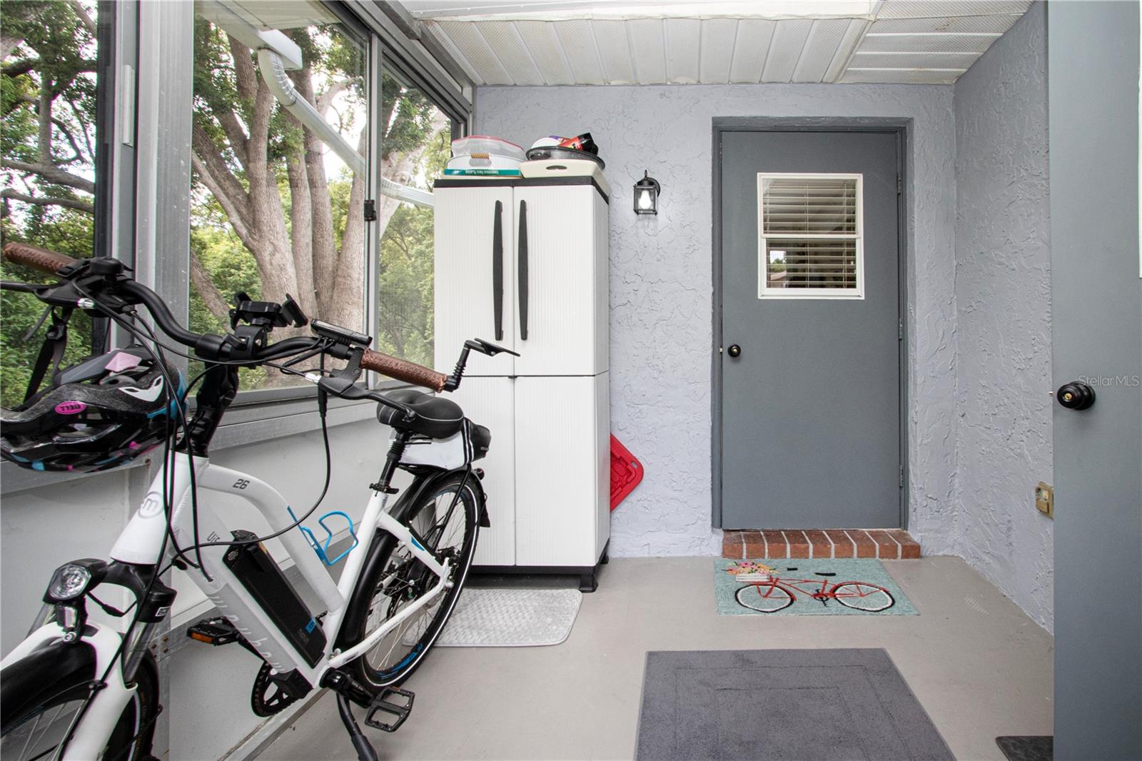 Image 35 of 39 For 505 Finsbury Circle A