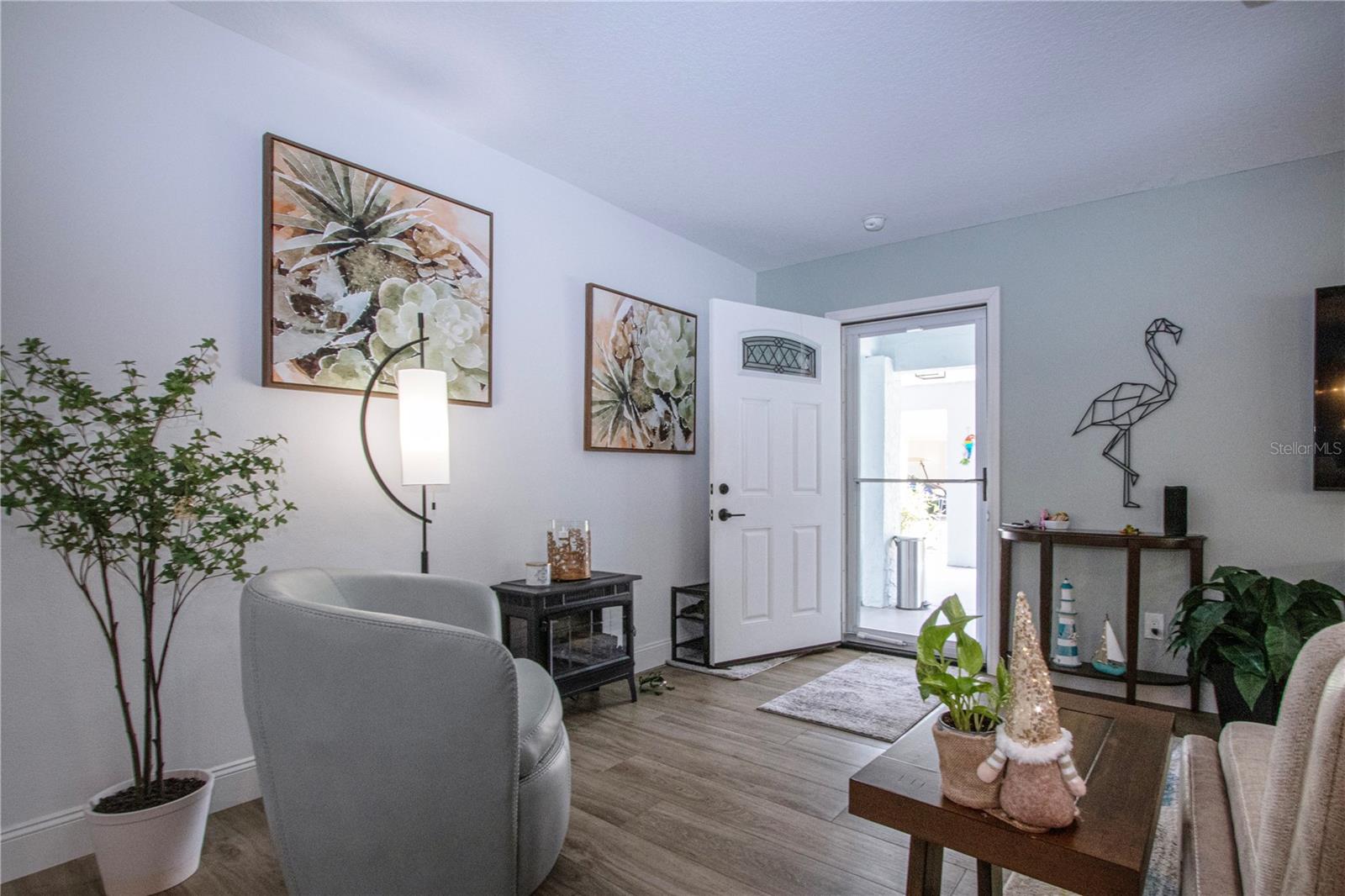 Image 8 of 39 For 505 Finsbury Circle A