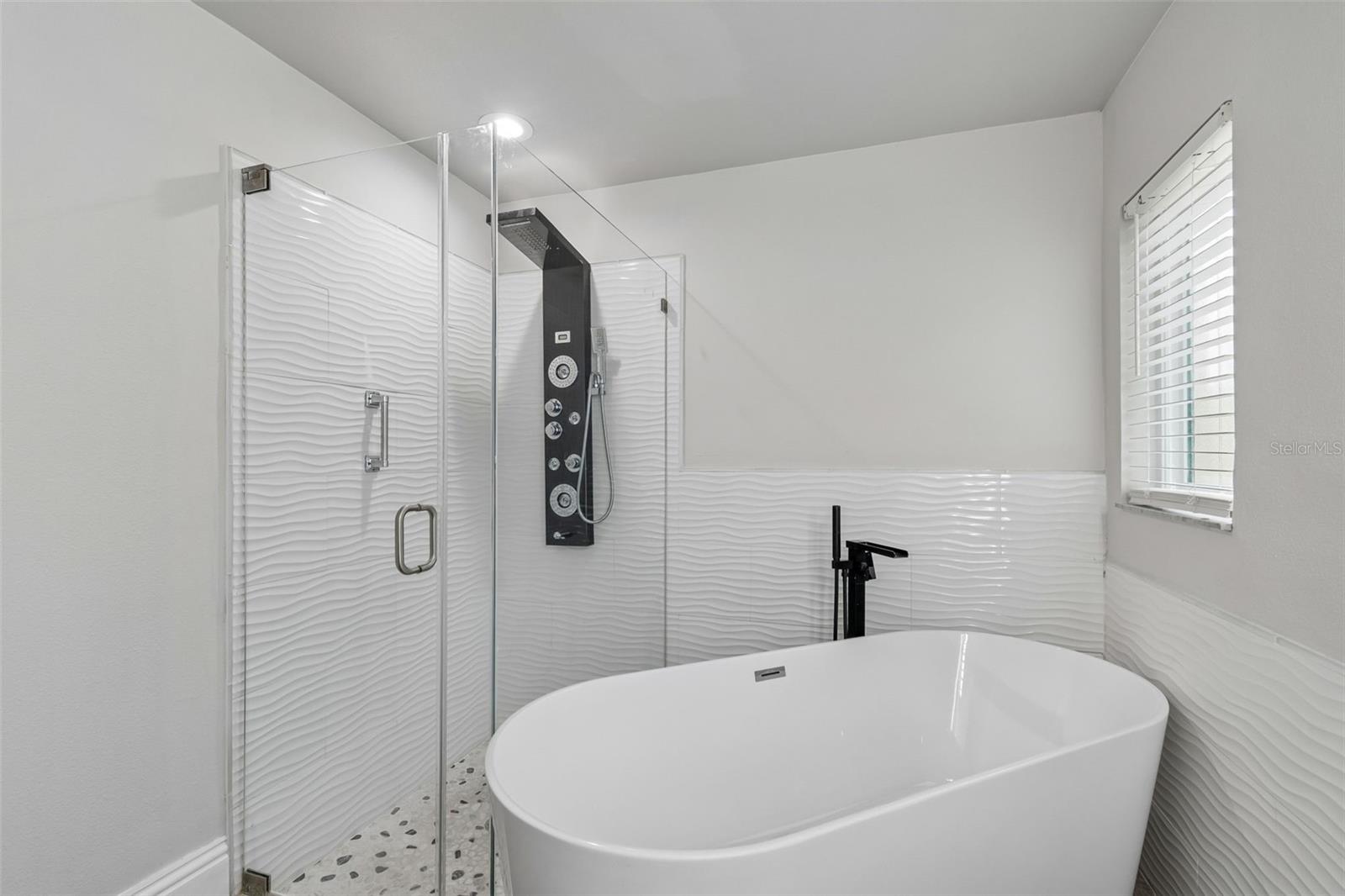 Image 19 of 29 For 10218 Charleston Corner Road