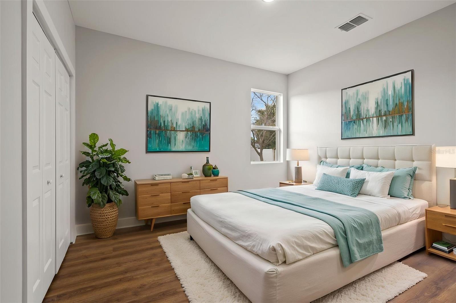 Image 15 of 36 For 5749 Bacardi Court