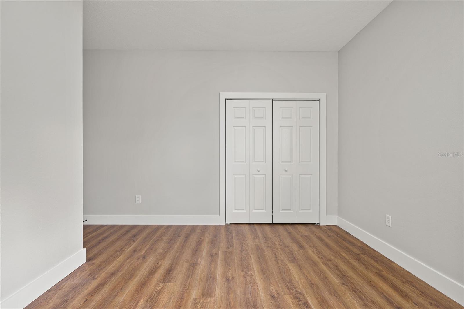 Image 17 of 36 For 5749 Bacardi Court