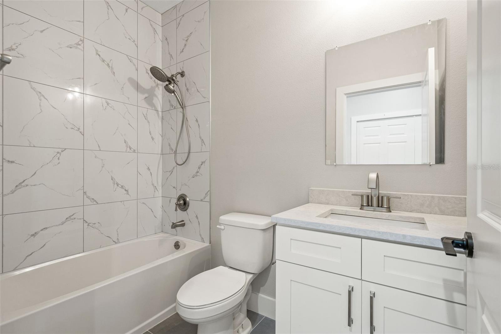 Image 18 of 36 For 5749 Bacardi Court